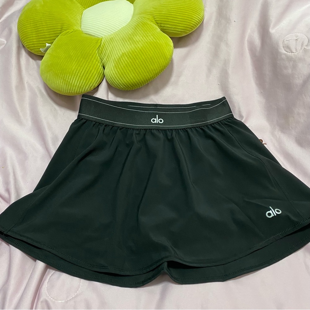 ALO Yoga Black Skort - Picture 7 of 7
